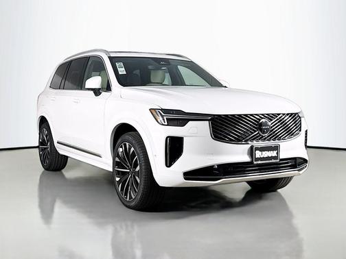 2026 Volvo XC90 B6 Plus 7-Seater