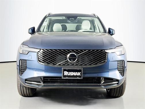 2026 Volvo XC90 B6 Ultra 7-Seater