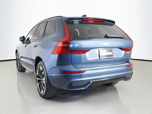 Denim Blue Metallic 2026 Volvo XC60 B5 Plus
