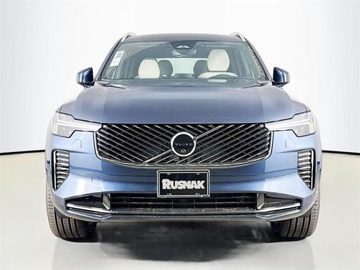 2026 Volvo XC90 Plus, B6 AWD Gas (mild hybrid), Gasoline, Bright, 7 Seats