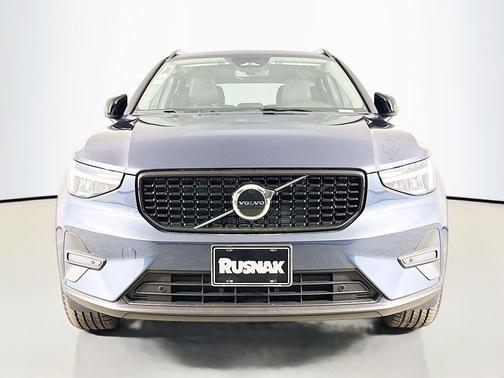 Denim Blue 2026 Volvo XC40 Core, B5 AWD Gas (mild hybrid), Dark