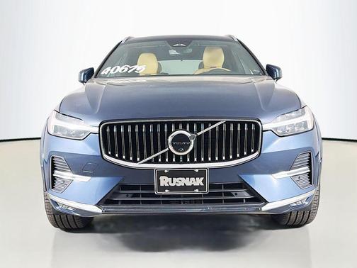 Denim Blue Metallic 2023 Volvo XC60 B5 Ultimate Bright Theme