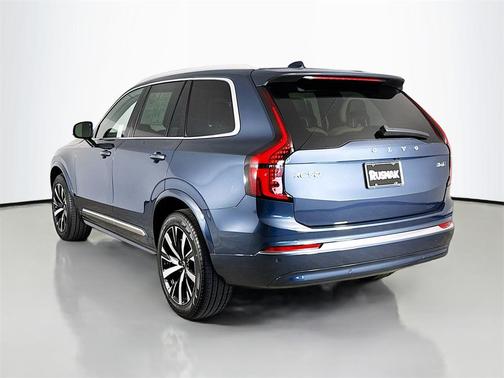 2026 Volvo XC90 B6 Core