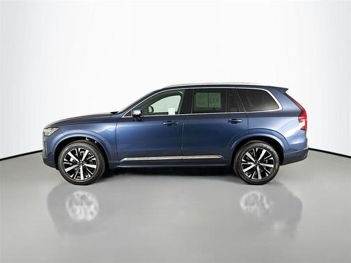 2026 Volvo XC90 B6 Core