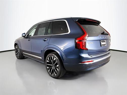 2025 Volvo XC90 B6 Ultra