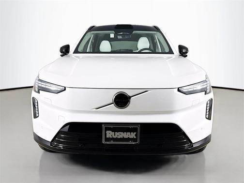 2025 Volvo EX90 Twin Motor Plus