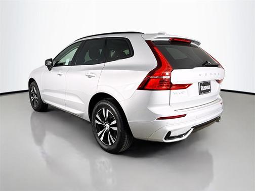 2025 Volvo XC60 B5 Core