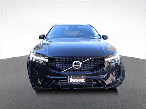 2025 Volvo XC60 Plug-In Hybrid T8 Ultra