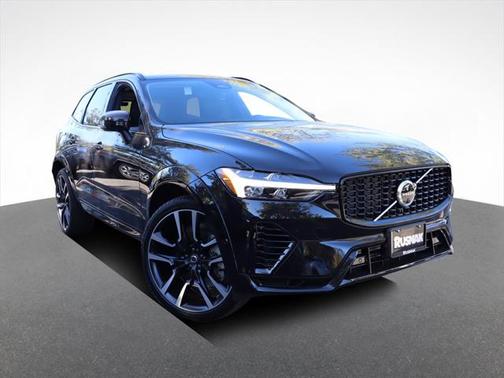 2025 Volvo XC60 Plug-In Hybrid T8 Ultra