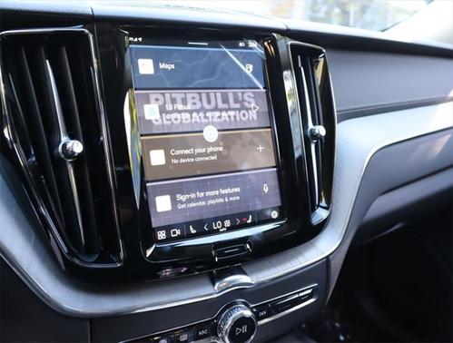 2025 Volvo XC60 Plug-In Hybrid T8 Ultra