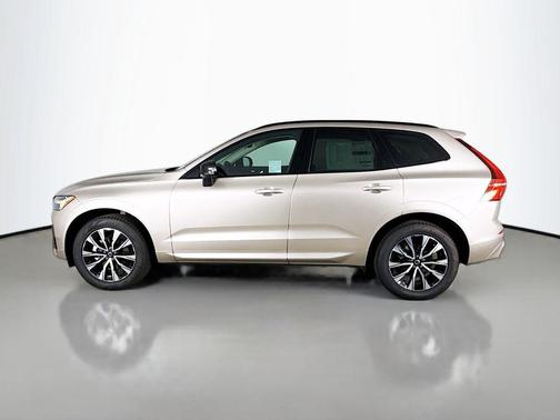 2025 Volvo XC60 B5 Core