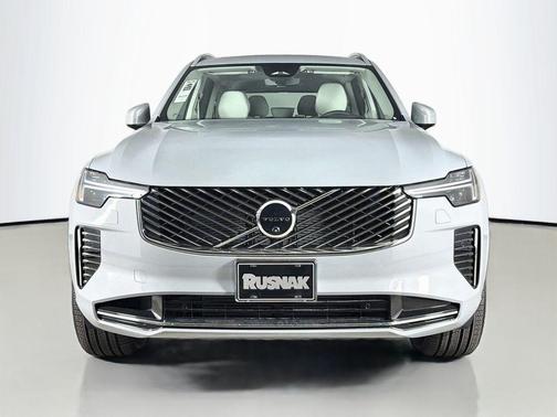Gray Metallic 2026 Volvo XC90 Plug-In Hybrid Ultra, T8 AWD, Electric/Gasoline, Bright, 7 Seats