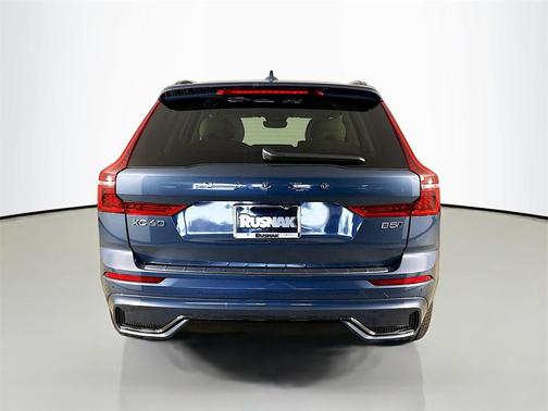 2026 Volvo XC60 B5 Ultra