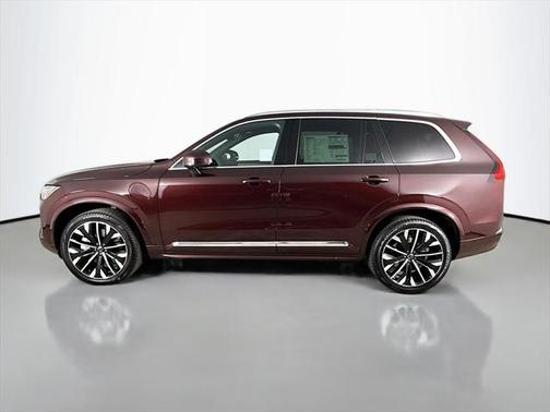 2025 Volvo XC90 Plug-In Hybrid T8 Core 7-Seater