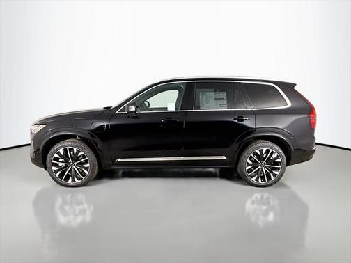 2025 Volvo XC90 Plug-In Hybrid T8 Plus 7-Seater