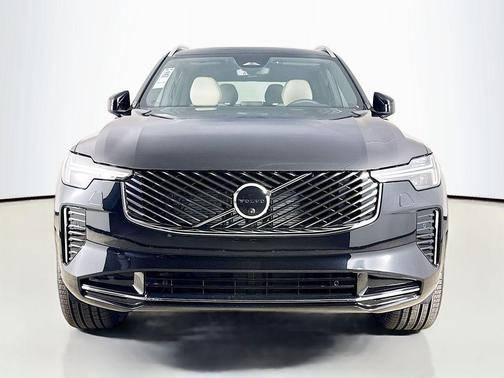 Onyx Black Metallic 2026 Volvo XC90 Plus, B5 AWD Gas (mild hybrid), Gasoline, Bright, 7 Seats