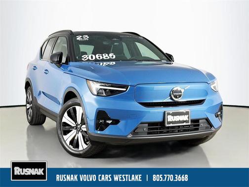 Blue Metallic 2023 Volvo XC40 Recharge Pure Electric Twin Plus
