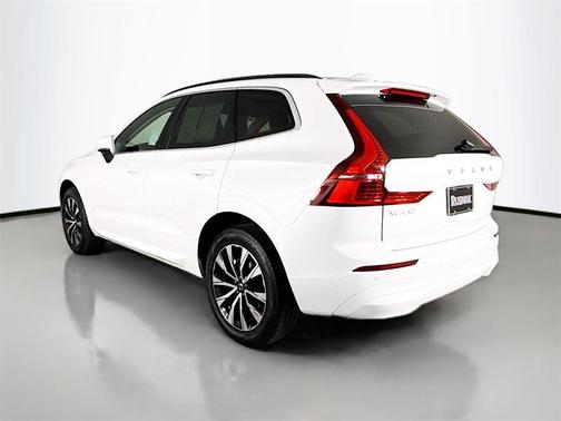 2023 Volvo XC60 B5 Core