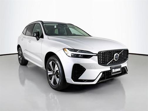 2025 Volvo XC60 Plug-In Hybrid T8 Core