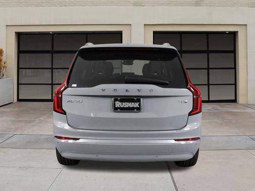 Gray Metallic 2026 Volvo XC90 Plug-In Hybrid Ultra, T8 AWD, Electric/Gasoline, Bright, 7 Seats