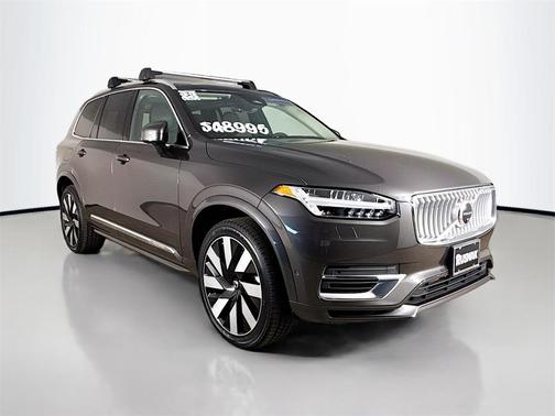 2023 Volvo XC90 Recharge Plug-In Hybrid T8 Ultimate Bright Theme 7-Seater