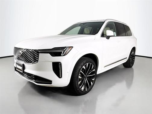 2026 Volvo XC90 B5 Plus 7-Seater