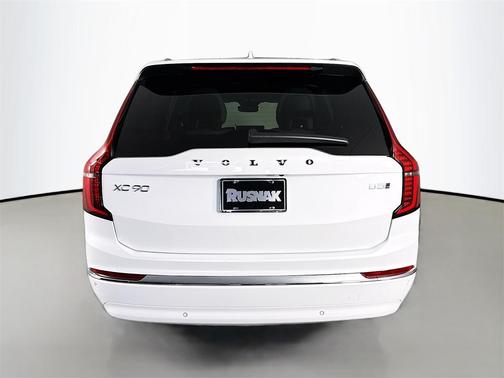 2026 Volvo XC90 B5 Plus 7-Seater