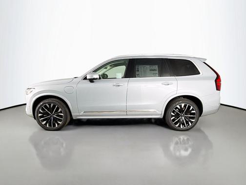 Gray Metallic 2026 Volvo XC90 Plug-In Hybrid Ultra, T8 AWD, Electric/Gasoline, Bright, 7 Seats