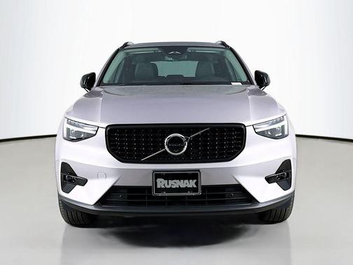 Aurora Blue 2026 Volvo XC40 Ultra, B5 AWD Gas (mild hybrid), Dark