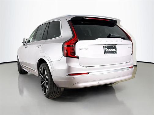 2026 Volvo XC90 B6 Plus 7-Seater
