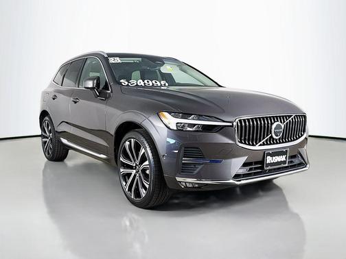 2023 Volvo XC60 B5 Ultimate Bright Theme