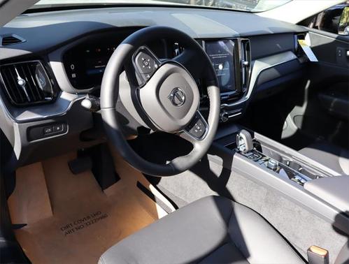 2025 Volvo XC60 Plug-In Hybrid T8 Core