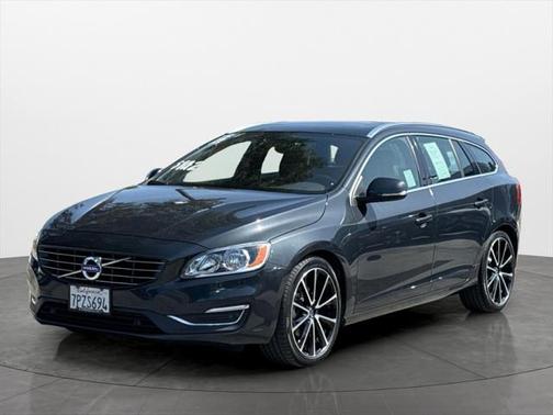 2016 Volvo V60 T5 Drive-E Premier