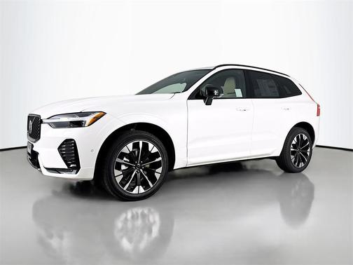2026 Volvo XC60 B5 Plus