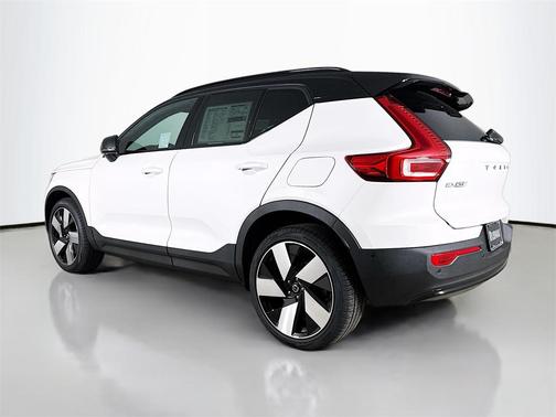 2026 Volvo EX40 Plus, Single Motor Extended Range, Fully electric