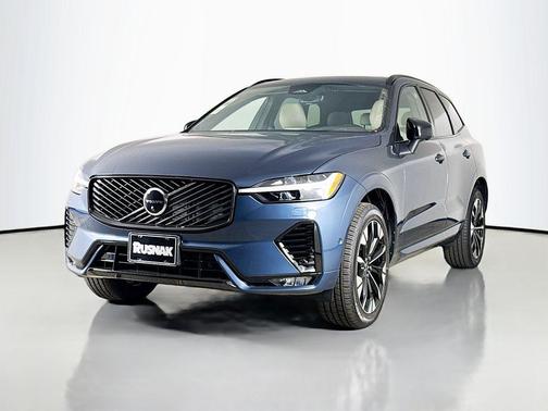Denim Blue Metallic 2026 Volvo XC60 B5 Plus