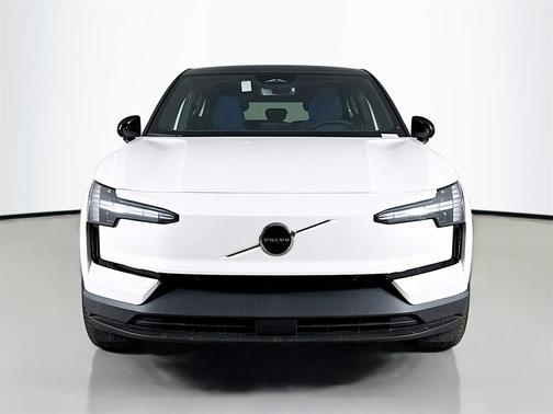 2025 Volvo EX30 Twin Motor Plus
