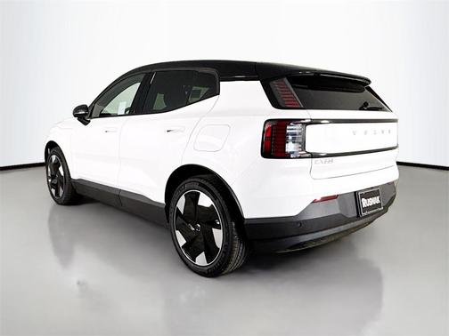 2025 Volvo EX30 Twin Motor Plus