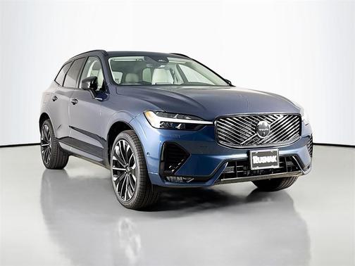 2026 Volvo XC60 B5 Ultra