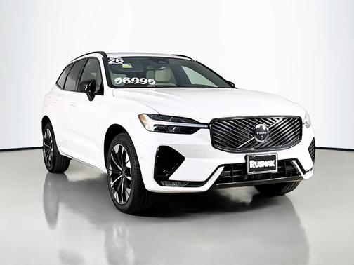 2026 Volvo XC60 B5 Plus