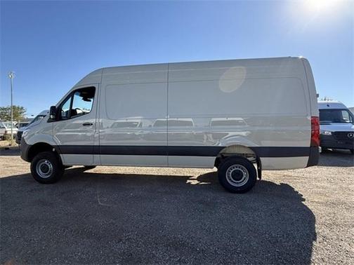 2025 Mercedes-Benz Sprinter 2500 High Roof