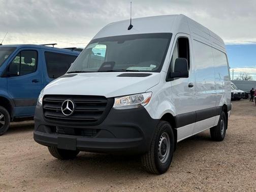 2025 Mercedes-Benz Sprinter 2500 Standard Roof