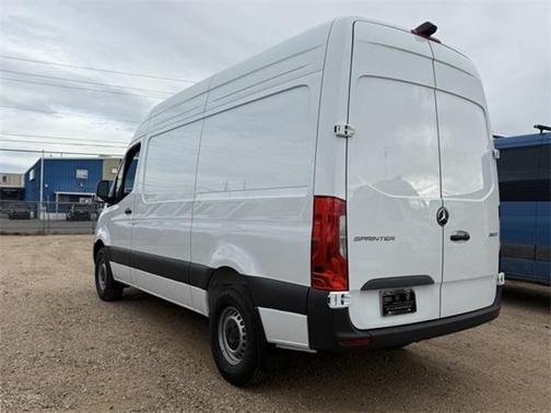 2025 Mercedes-Benz Sprinter 2500 Standard Roof