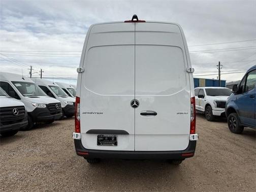 2025 Mercedes-Benz Sprinter 2500 Standard Roof