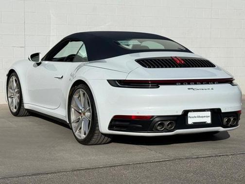 2020 Porsche 911 Carrera 4S