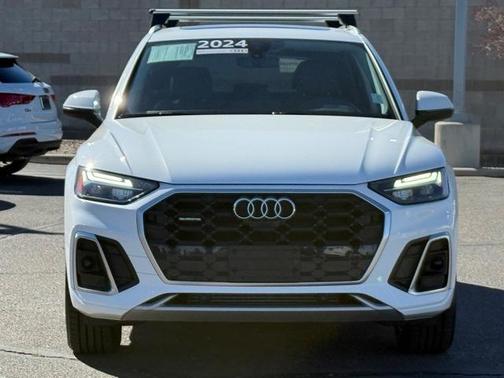 2024 Audi Q5 45 S line quattro Premium