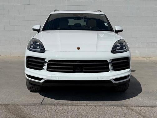 2023 Porsche Cayenne Platinum Edition