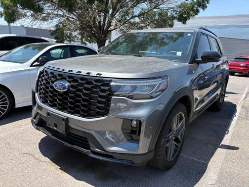 Gray Metallic 2025 Ford Explorer ST-Line 4WD