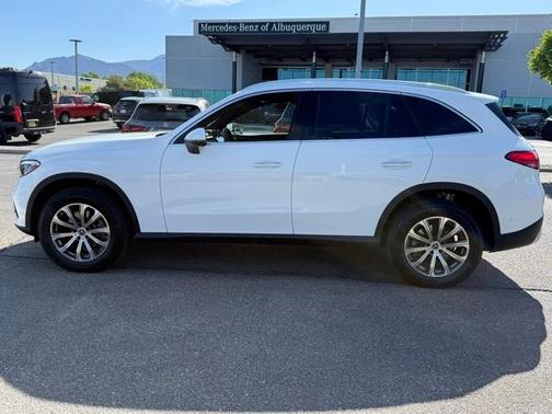 2024 Mercedes-Benz GLC 300 Base
