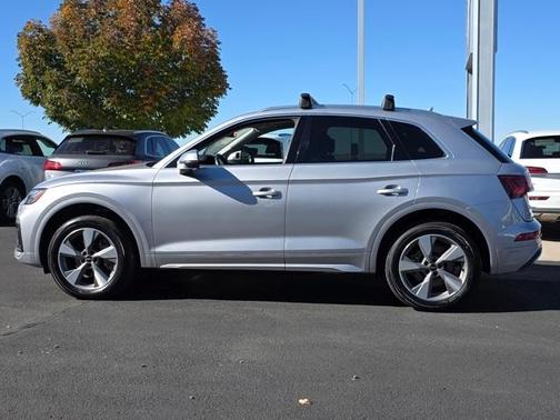 2023 Audi Q5 40 Premium